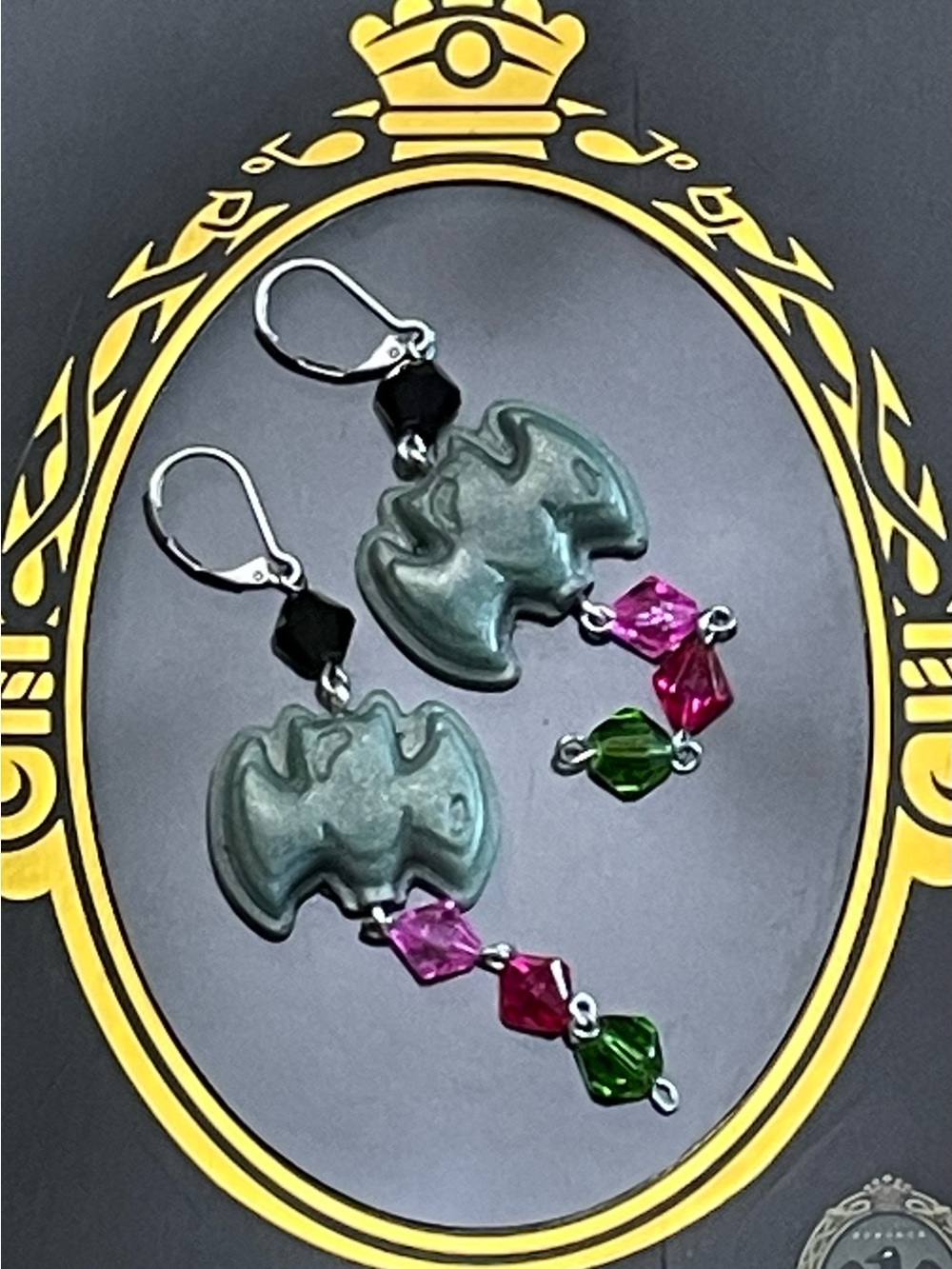 Twisted Wonderland Inspired Groovy Candy Earrings Lilia Vanrouge (Soft Green)
